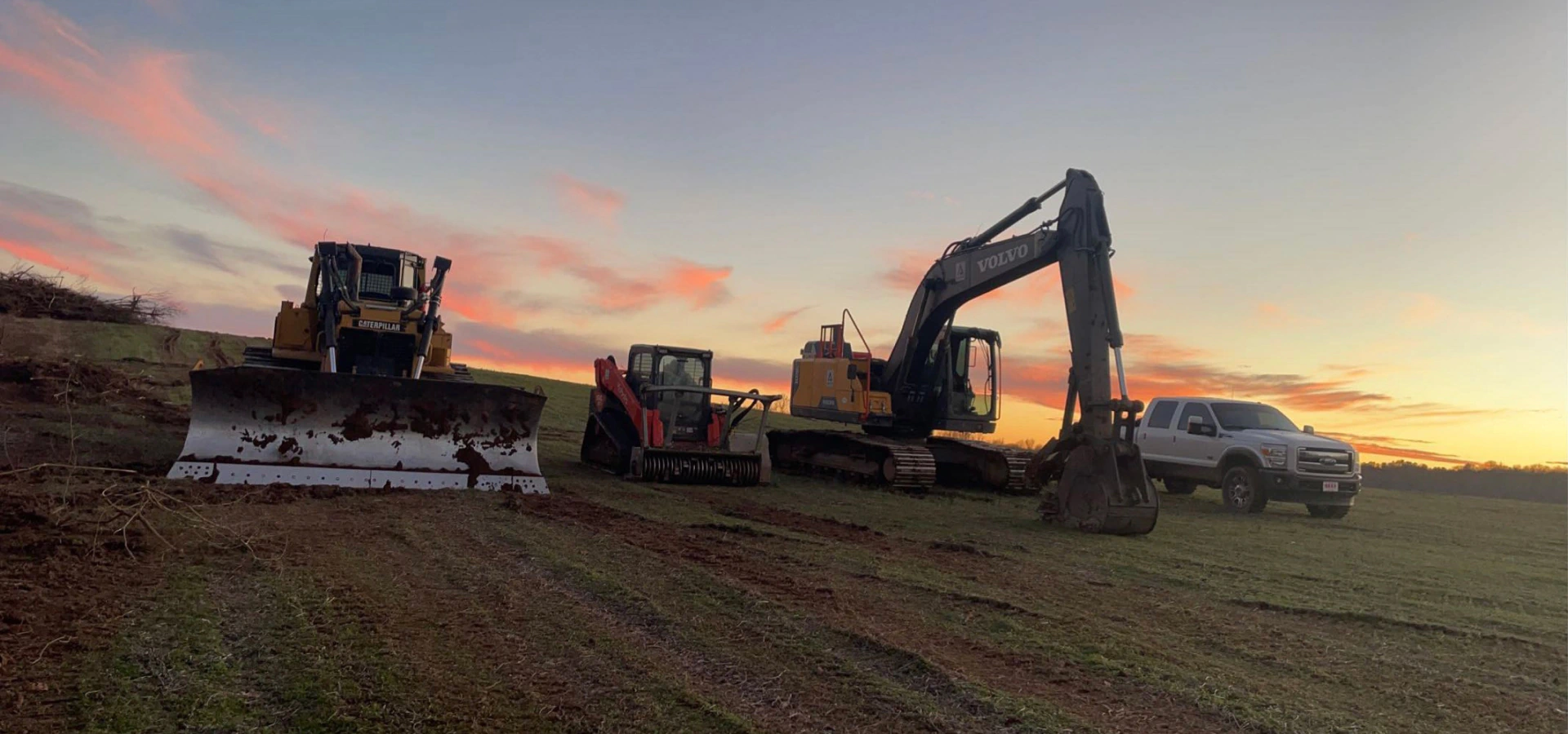 hero sitework heavy equipments and service truck